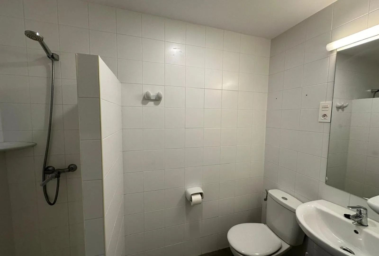 Hostel Mikasita Bilbao - Student Housing & Coliving