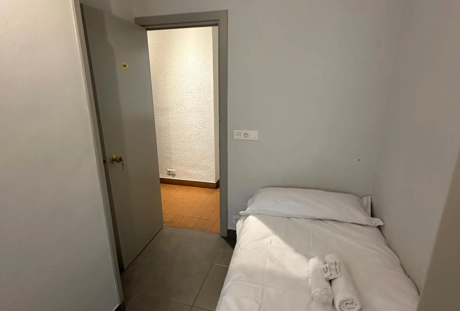 Mikasita Bilbao - Student Housing & Coliving Hostel