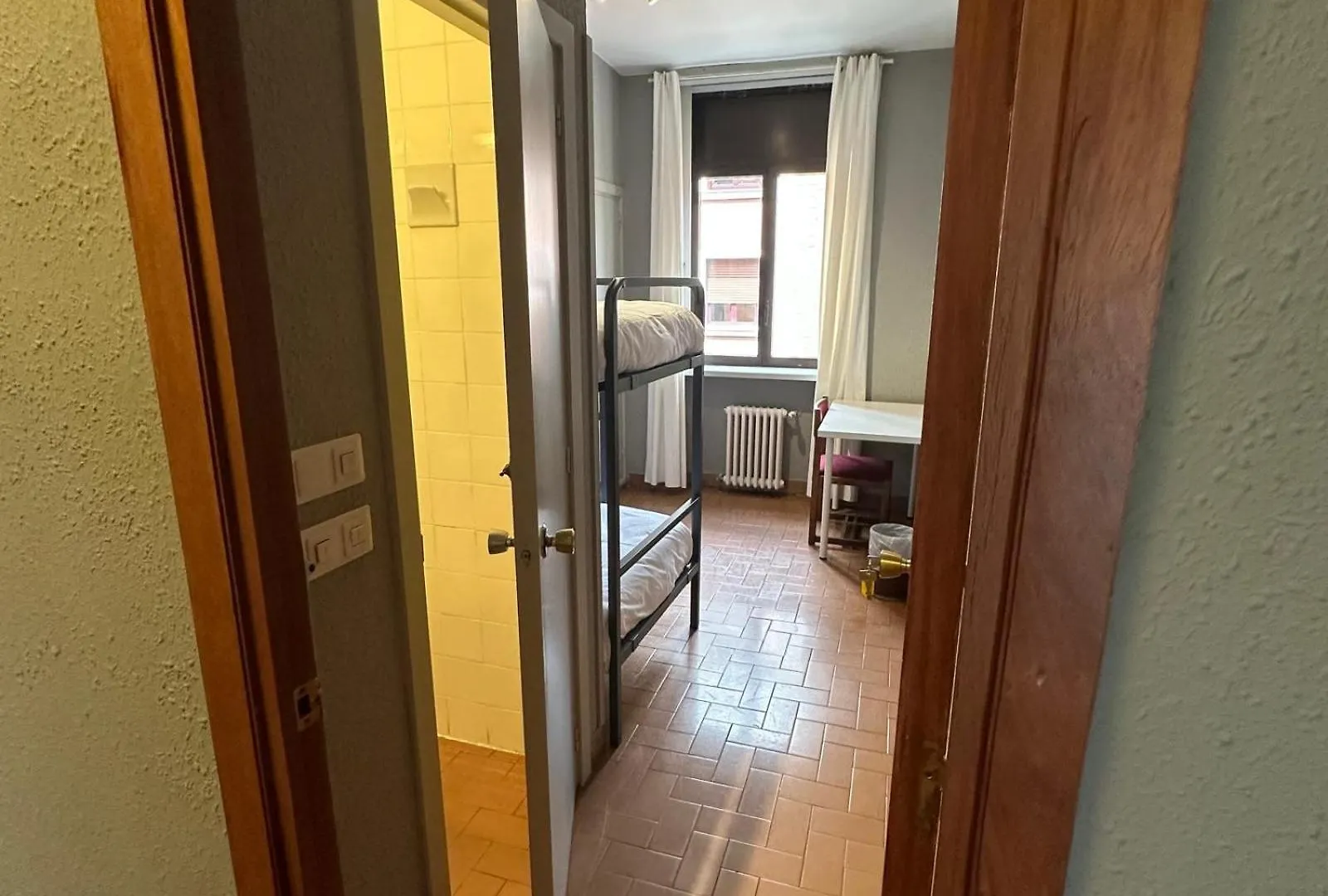 Hostel Mikasita Bilbao - Student Housing & Coliving