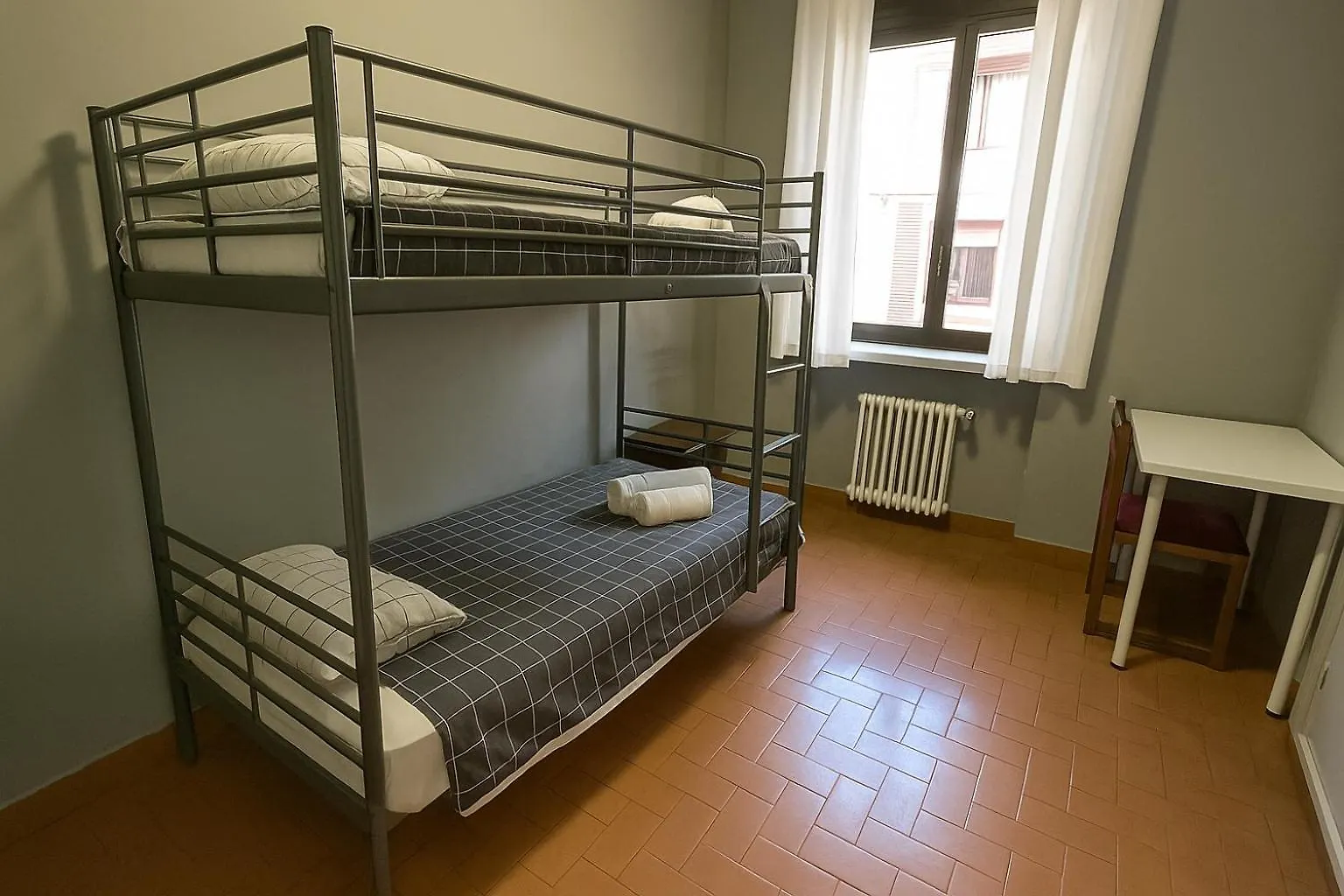 Mikasita Bilbao - Student Housing & Coliving אכסניה